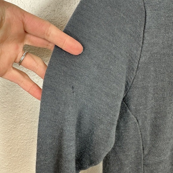 Showers Pass Womens Basecamp Merino Wool Bamboo Hoodie Gray Sz Small Trail Hike - Picture 5 of 9